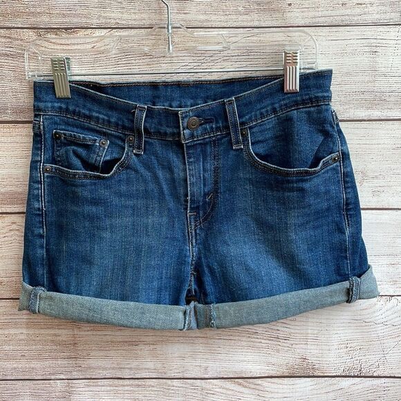 LEVI’S JEAN SHORTS IN‎ BLUE DENIM - Picture 4 of 6